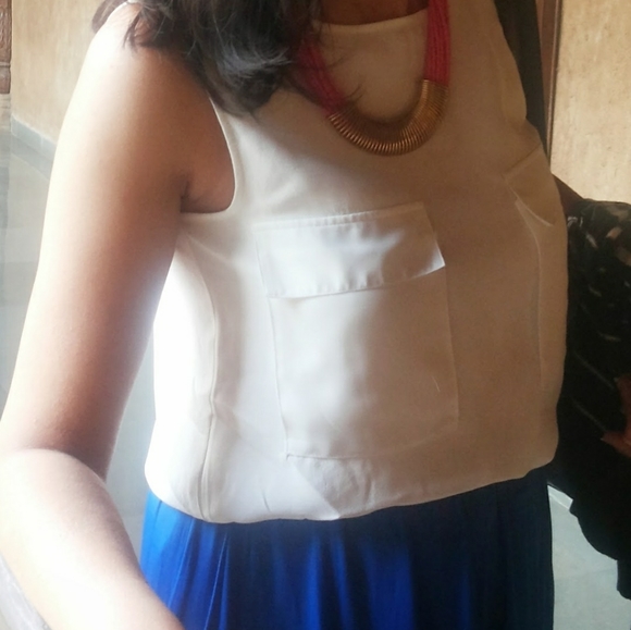 Zara top🤍 - Picture 3 of 9